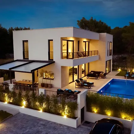 Spuga Brodarica (Sibenik-Knin)