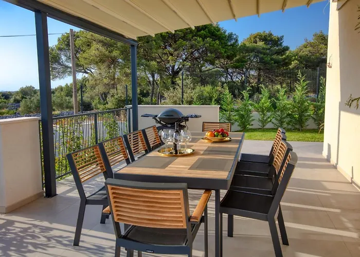 Spuga Villa Brodarica (Sibenik-Knin)