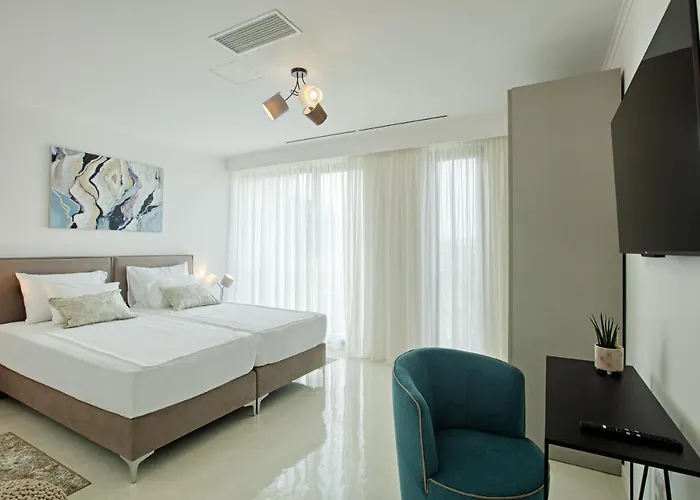 Villa Spuga Brodarica (Sibenik-Knin)