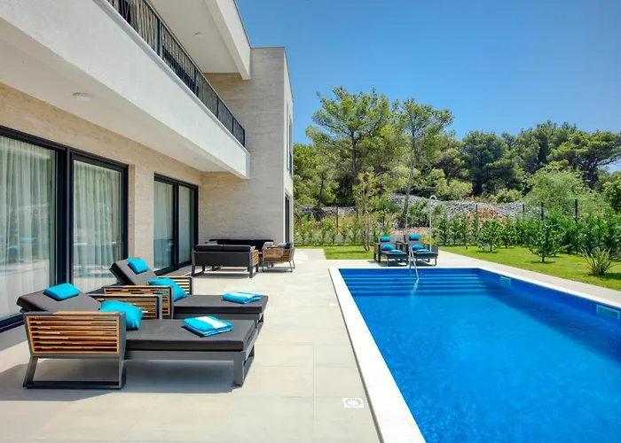 Spuga Brodarica (Sibenik-Knin)